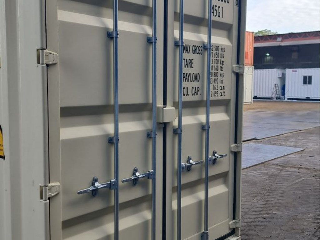 Maximizing Space in Shipping Container Tiny Homes: A Design Guide | OSG ...